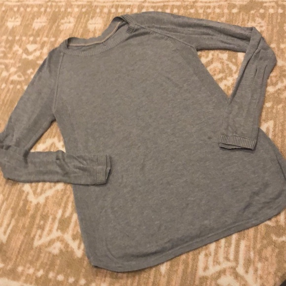 Lululemon sit in lotus sweater grey sz 8 - Picture 2 of 8